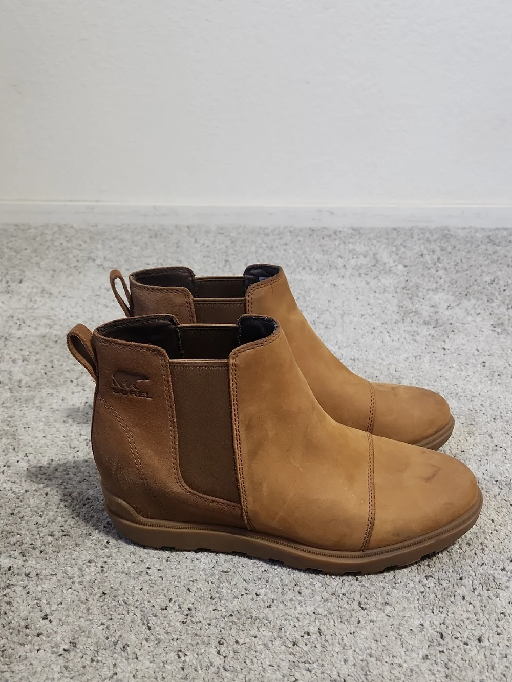 Sorel Evie II Chelsea Boot in Taffy Brown Size 10